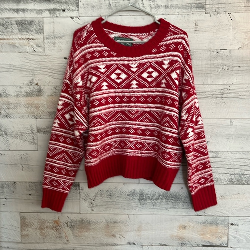 American Eagle women’s sweater. Size medium